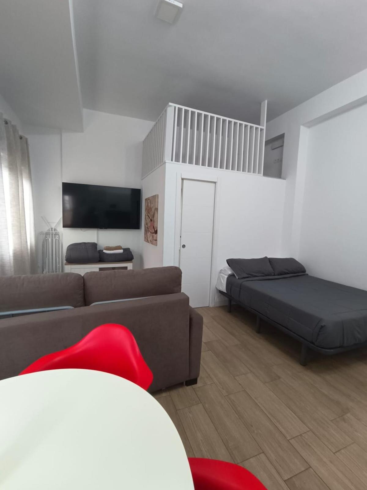 Rockside Residences La Linea *